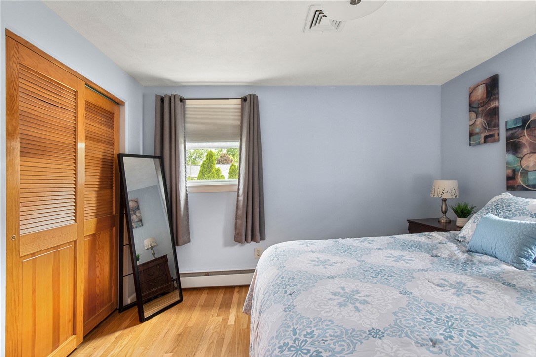 114 Johnson Boulevard Coventry, RI 02816 - Photo 13 of 27