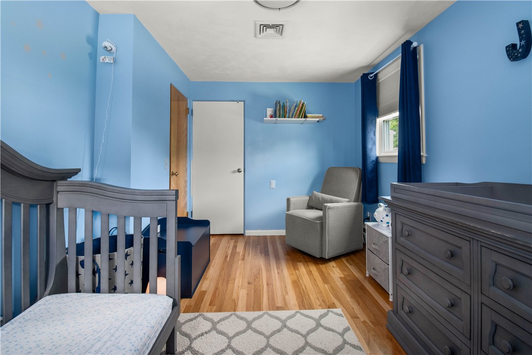 114 Johnson Boulevard Coventry, RI 02816 - Photo 17 of 27