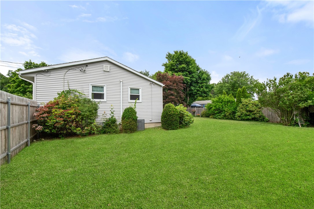 114 Johnson Boulevard Coventry, RI 02816 - Photo 25 of 27