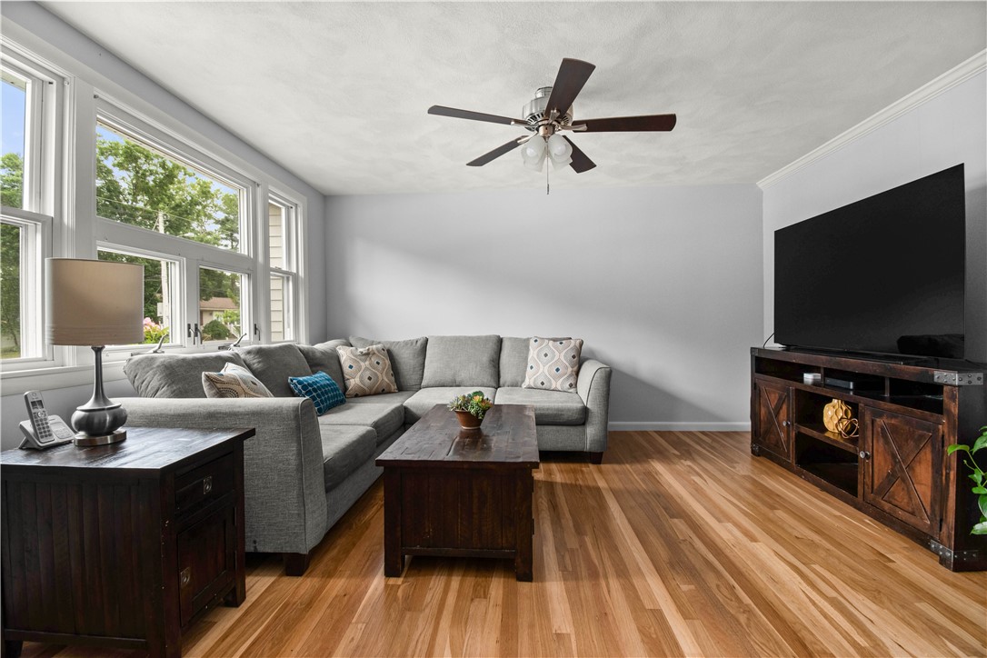 114 Johnson Boulevard Coventry, RI 02816 - Photo 6 of 27