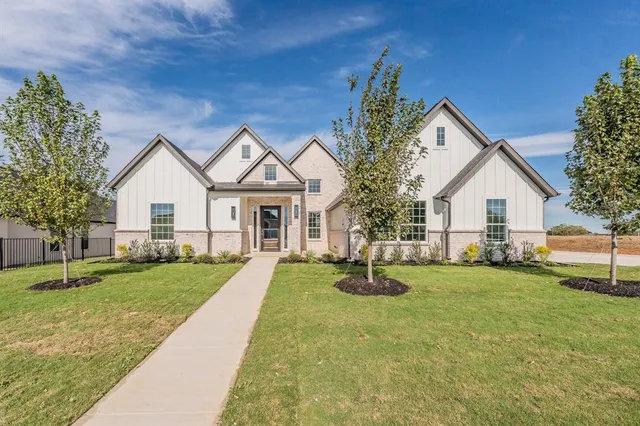$844,900 | 105 Bel Grand Road, Haslet, TX 76052