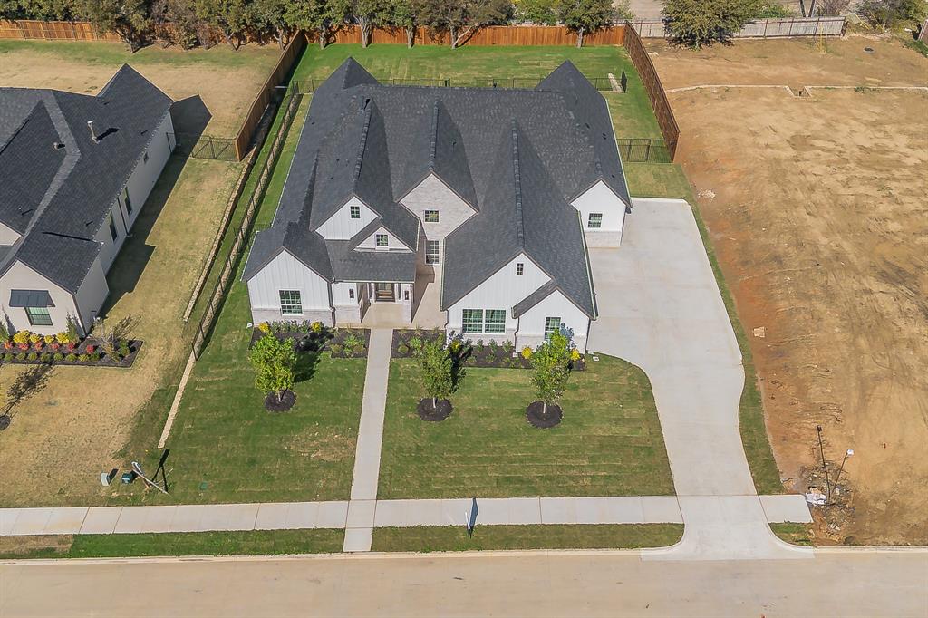 105 Bel Grand Road Haslet, TX 76052 - Photo 3 of 37