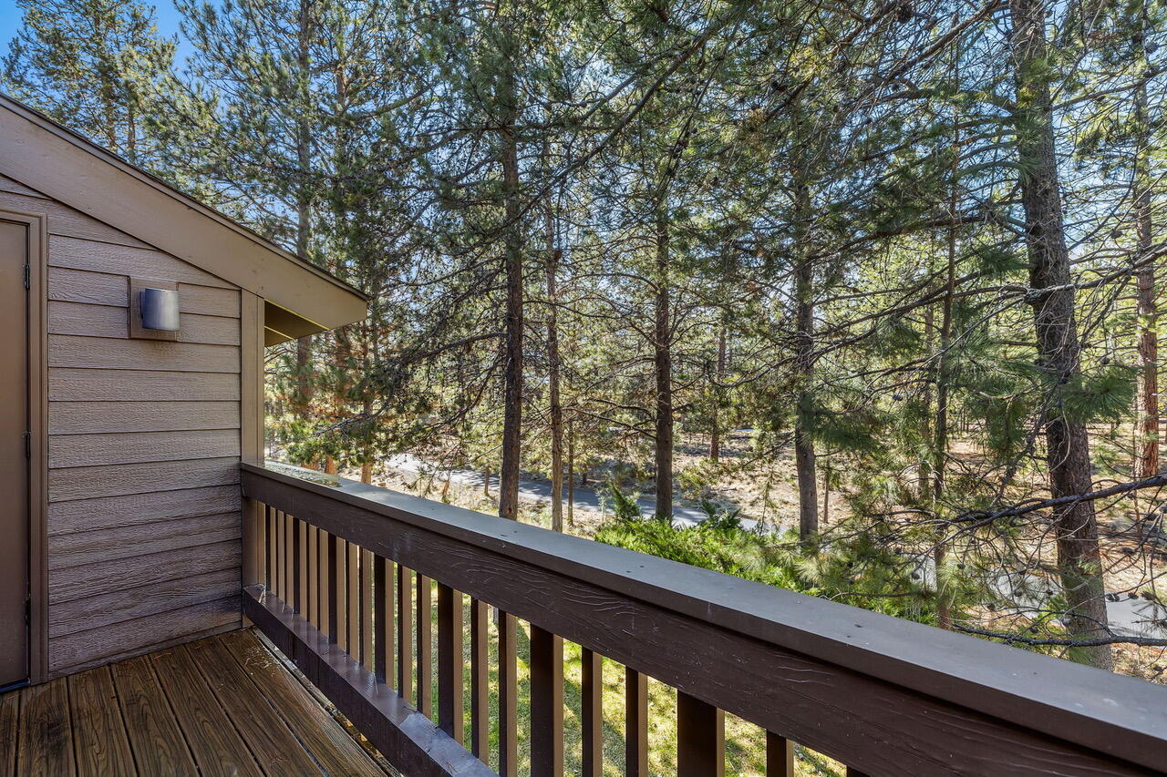 57379 Beaver Ridge Loop, Unit 30D2 Sunriver, OR 97707 - Photo 20 of 22 57379 Beaver Ridge #20