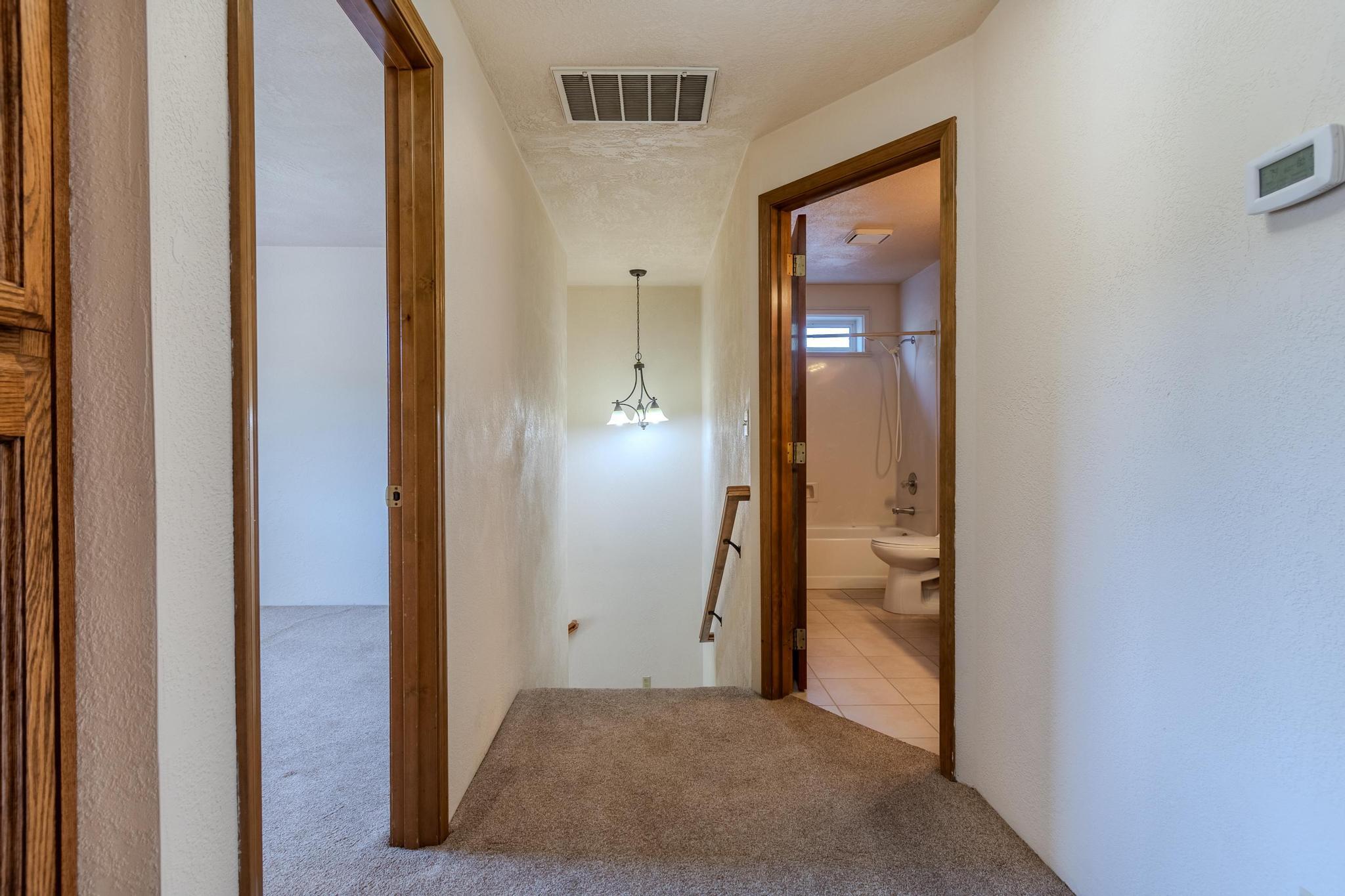 4239 Innsbruck Ridge Medford, OR 97504 - Photo 32 of 58 01-25
