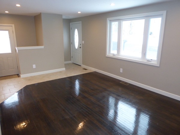 31 Plumtree Circle Springfield, MA 01118 - Photo 7 of 11