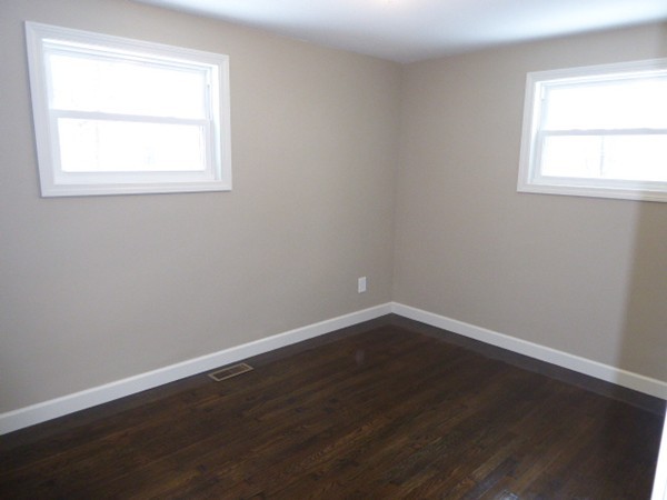 31 Plumtree Circle Springfield, MA 01118 - Photo 9 of 11