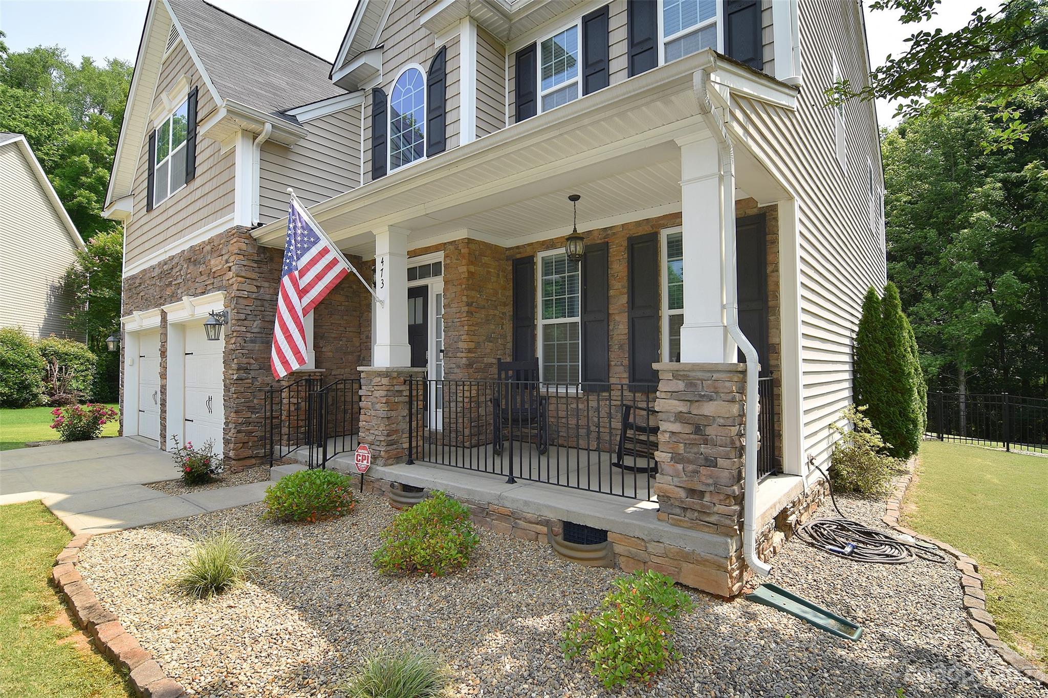 473 Sheltered Cove Court Fort Mill, SC 29708 - Photo 3 of 39 Gallery Image 3