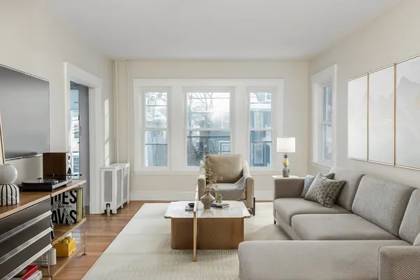 $915,000 | 21 Upcrest Road, Boston, MA 02135