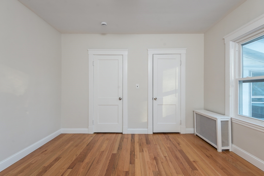 21 Upcrest Road Boston, MA 02135 - Photo 24 of 32