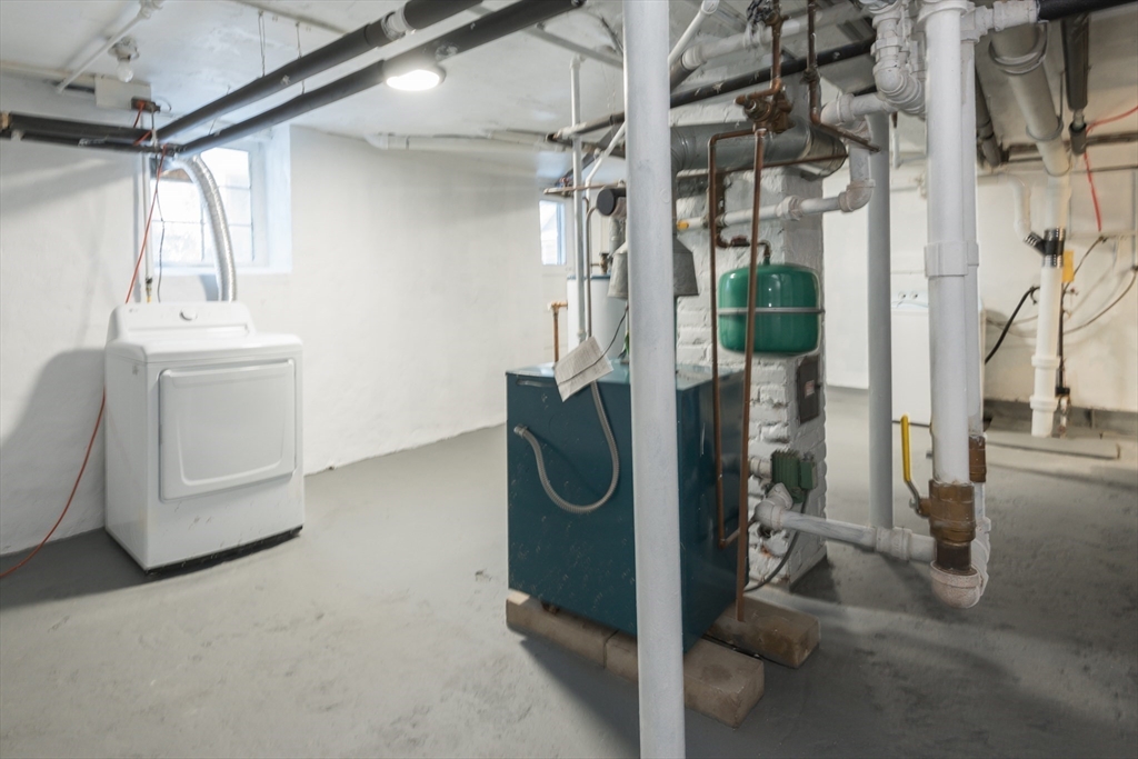 21 Upcrest Road Boston, MA 02135 - Photo 28 of 32