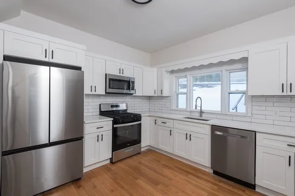$915,000 | 21 Upcrest Road, Boston, MA 02135