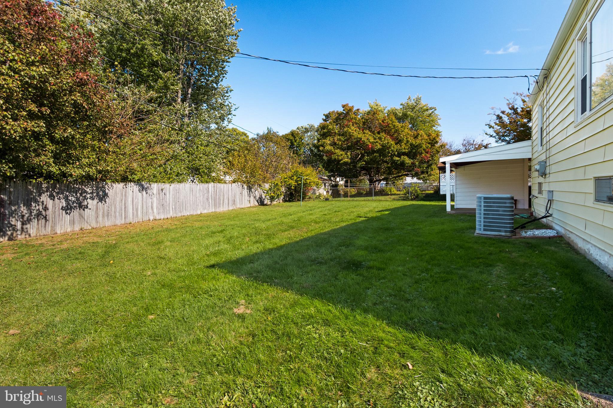 402 Blackstone Road Newark, DE 19713 - Photo 25 of 29 a view of a backyard with large trees
