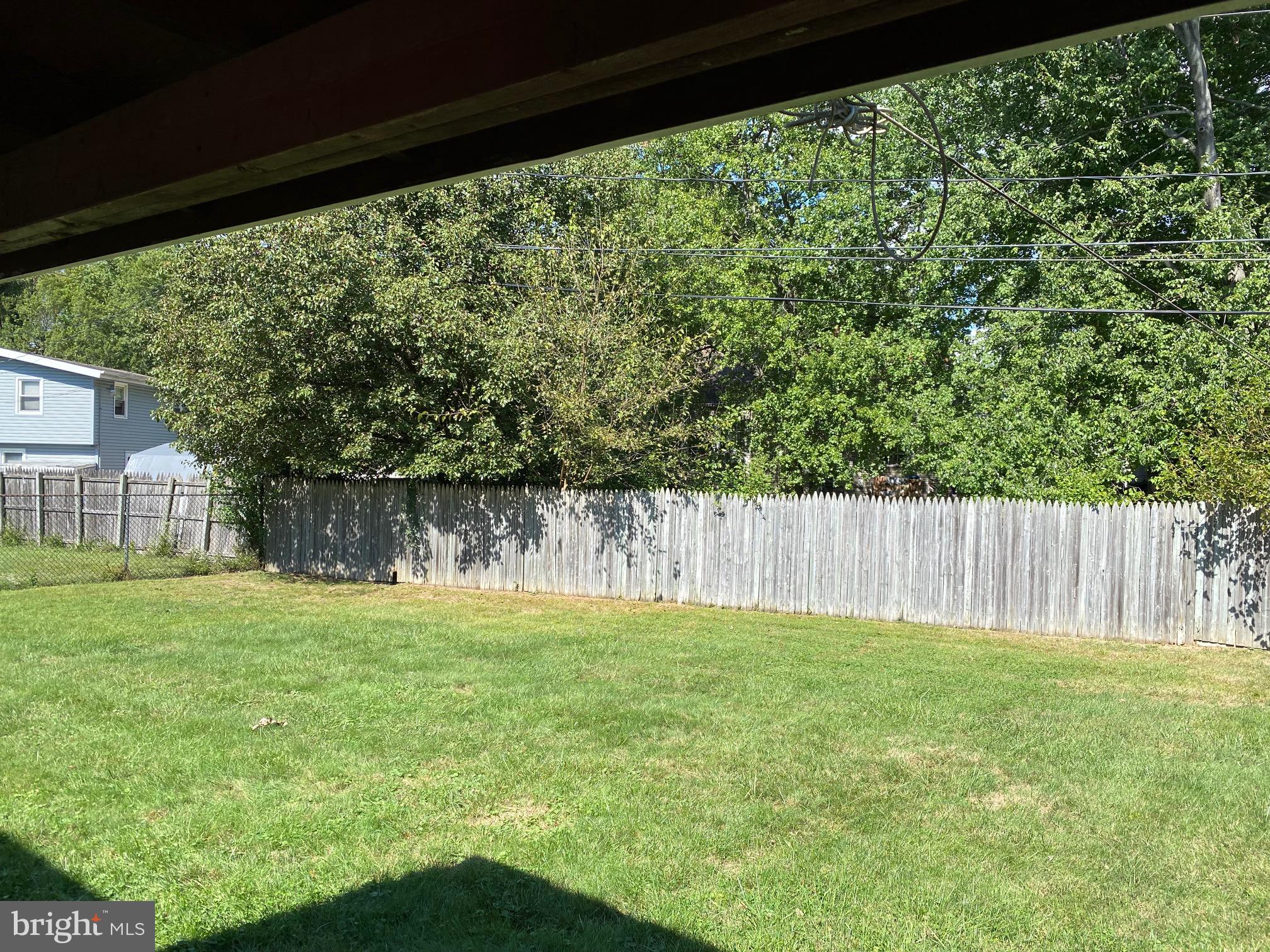 402 Blackstone Road Newark, DE 19713 - Photo 28 of 29 a view of backyard with green space