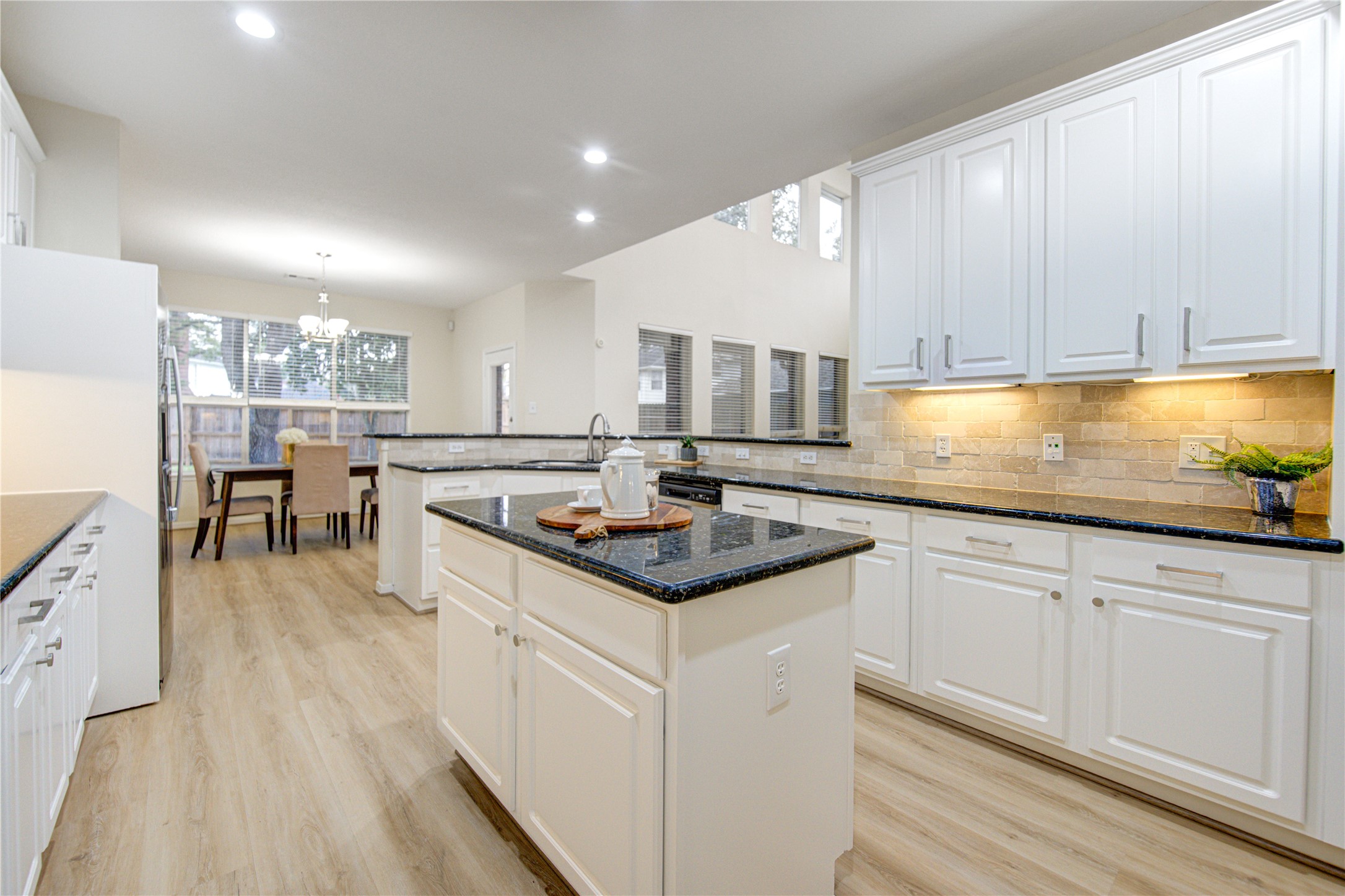 2327 Centerbrook Lane Katy, TX 77450 - Photo 12 of 47