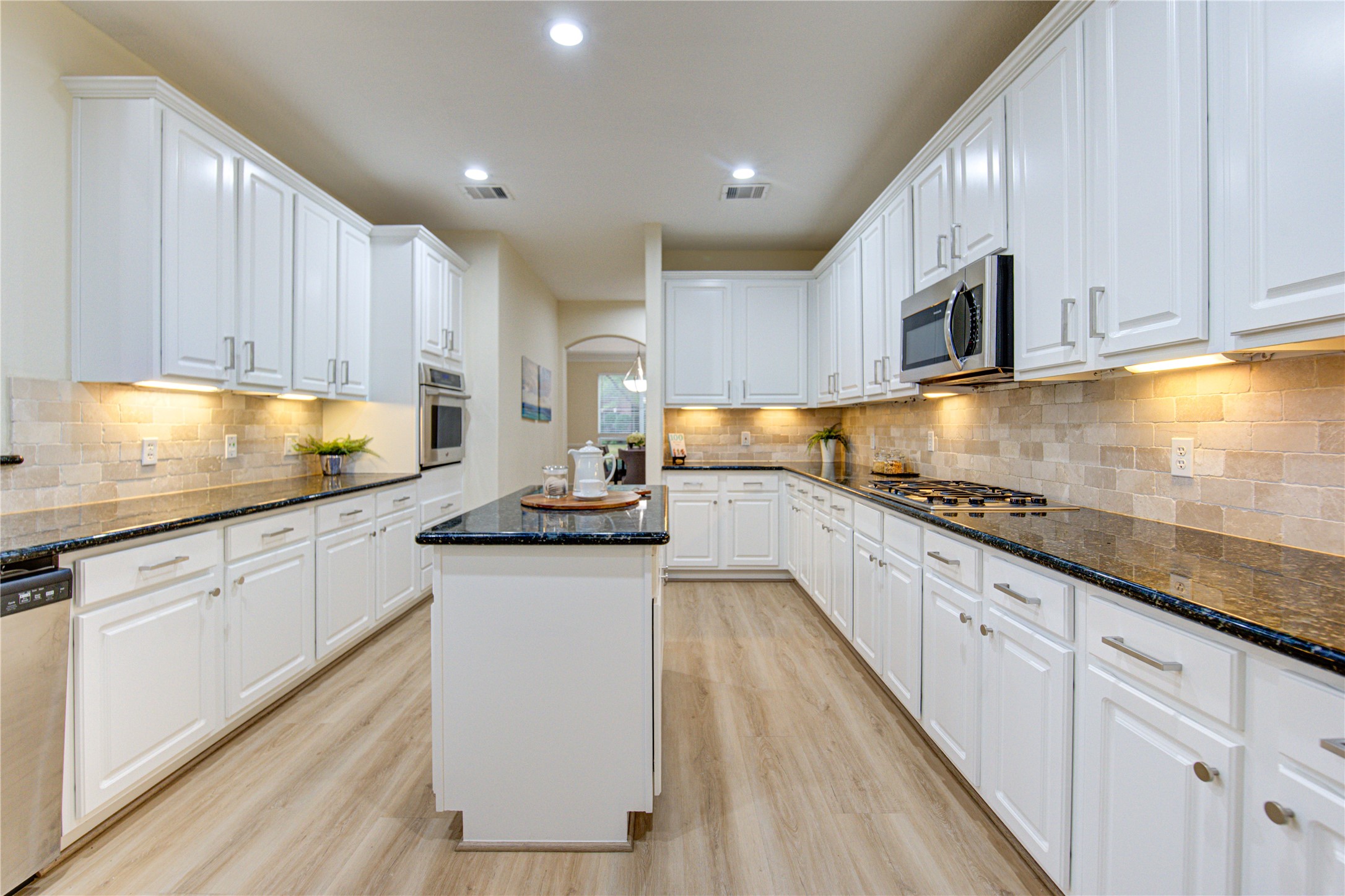 2327 Centerbrook Lane Katy, TX 77450 - Photo 17 of 47