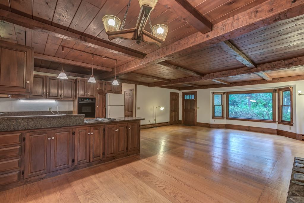 133 Federal Hill Road Milford, NH 03055 - Photo 11 of 40