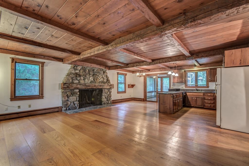 133 Federal Hill Road Milford, NH 03055 - Photo 3 of 40