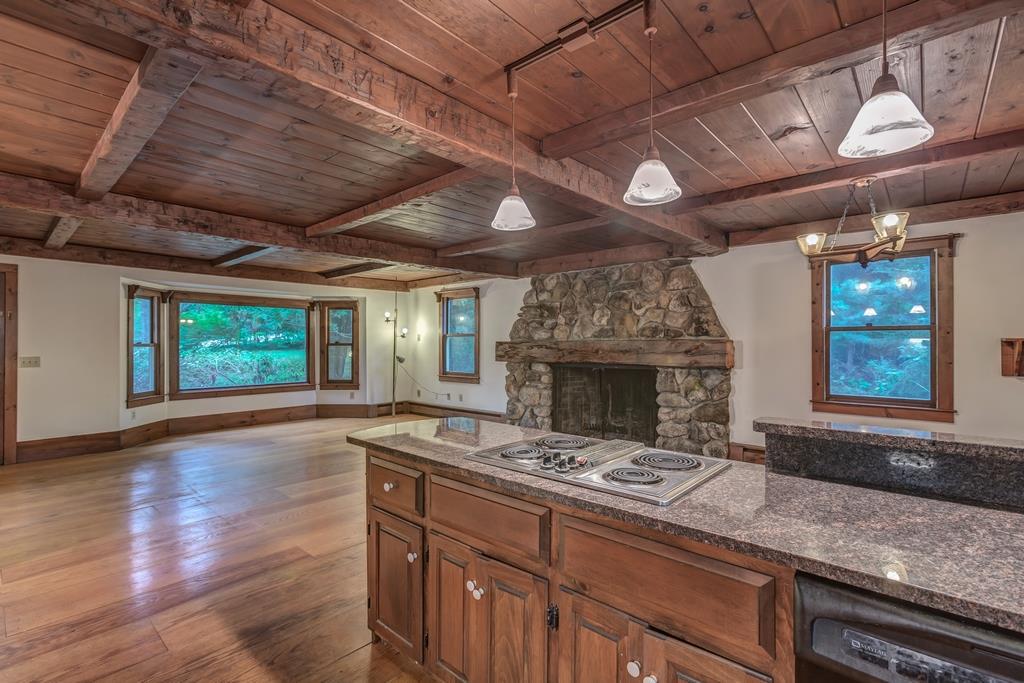 133 Federal Hill Road Milford, NH 03055 - Photo 4 of 40