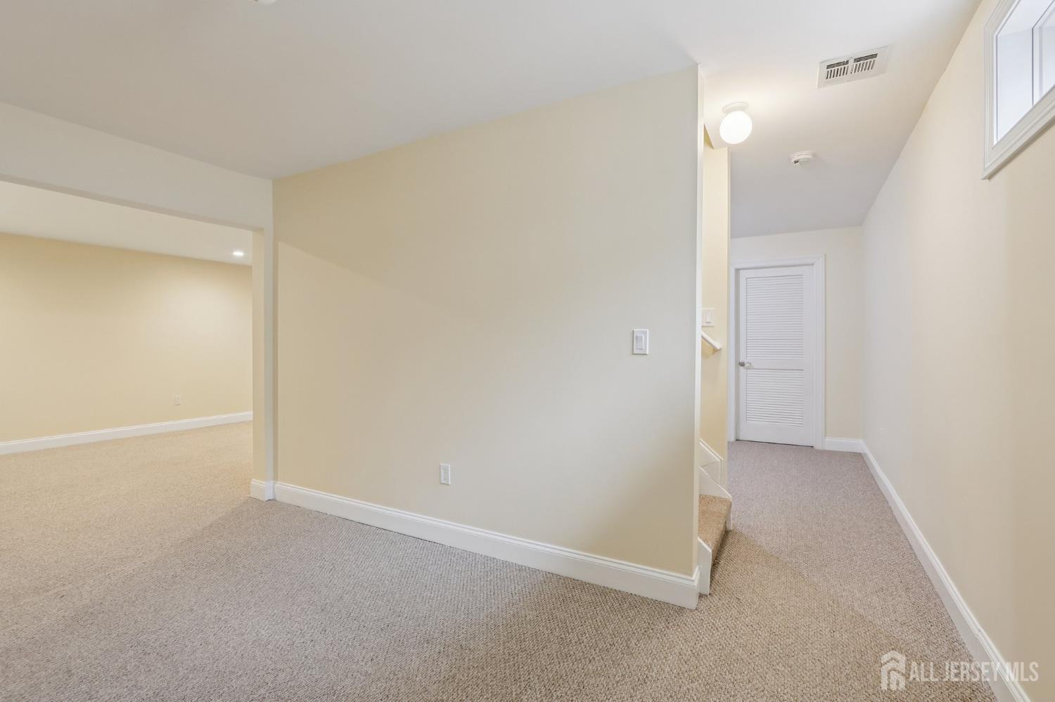 32 Cinder Road, Unit 3 Edison, NJ 08820 - Photo 23 of 39