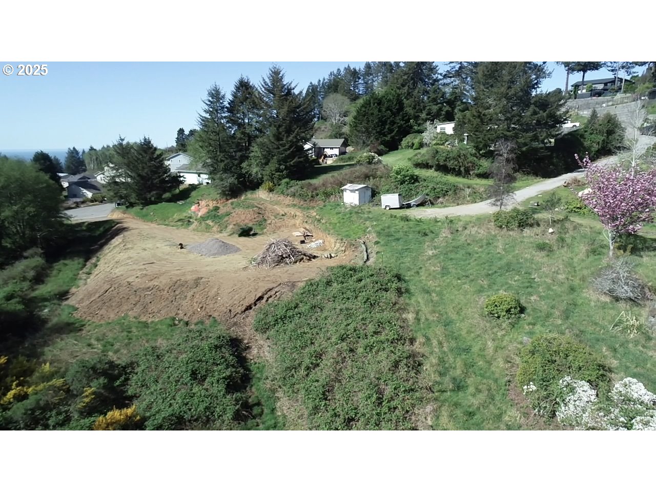 5 Riviera Court, Unit 5 Brookings, OR 97415 - Photo 6 of 11 Gallery Image 6