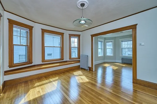 $2,850 | 125 Winsor Avenue, Unit 1, Watertown, MA 02472