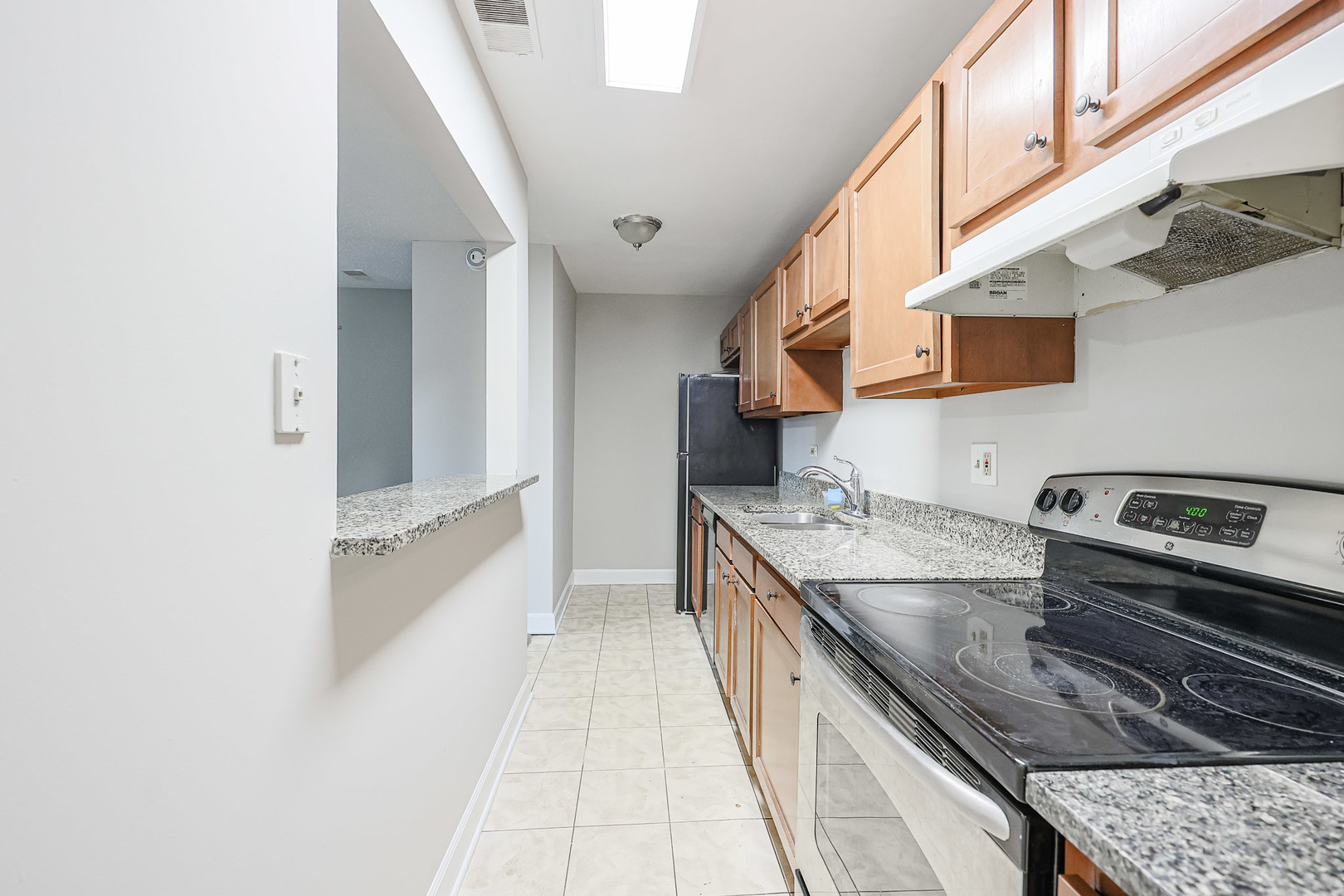 1961 North Hicks Road, Unit 111 Palatine, IL 60074 - Photo 19 of 42