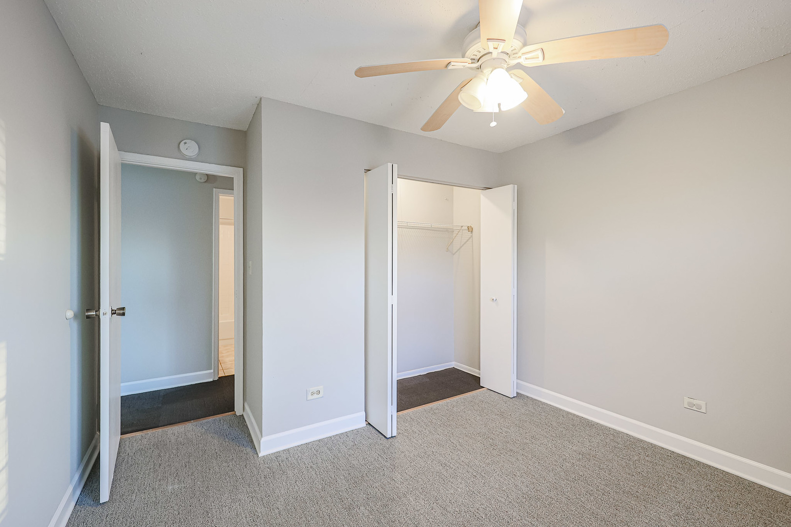 1961 North Hicks Road, Unit 111 Palatine, IL 60074 - Photo 29 of 42