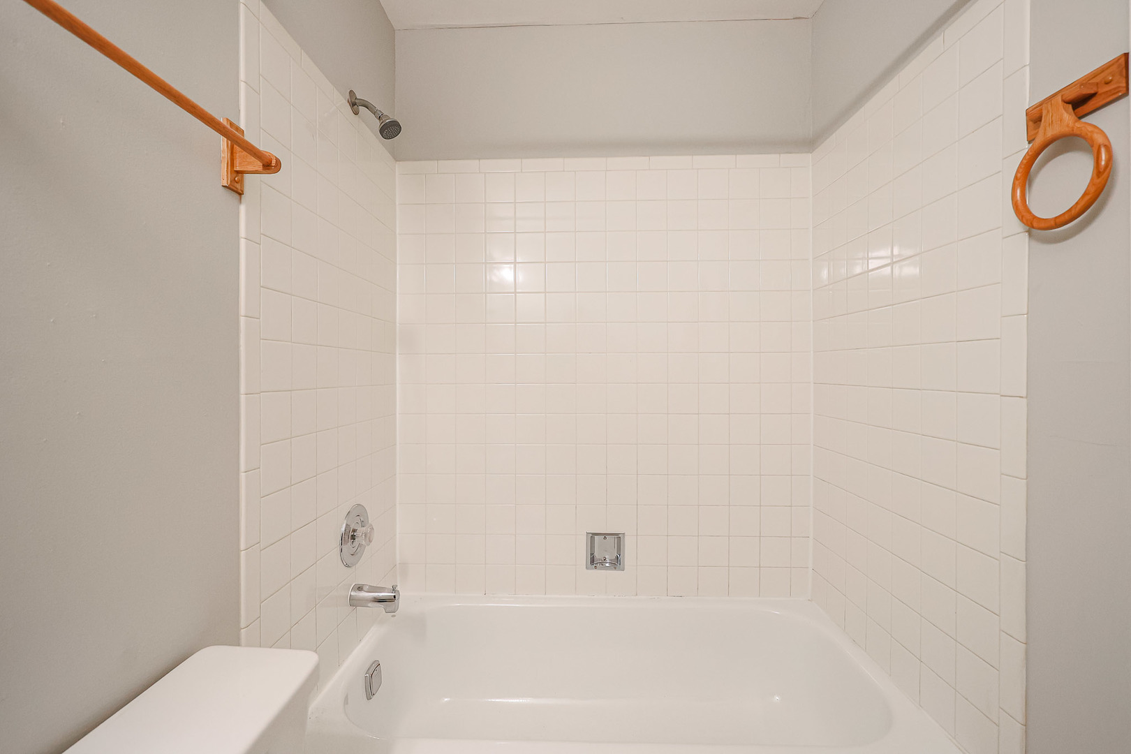1961 North Hicks Road, Unit 111 Palatine, IL 60074 - Photo 38 of 42