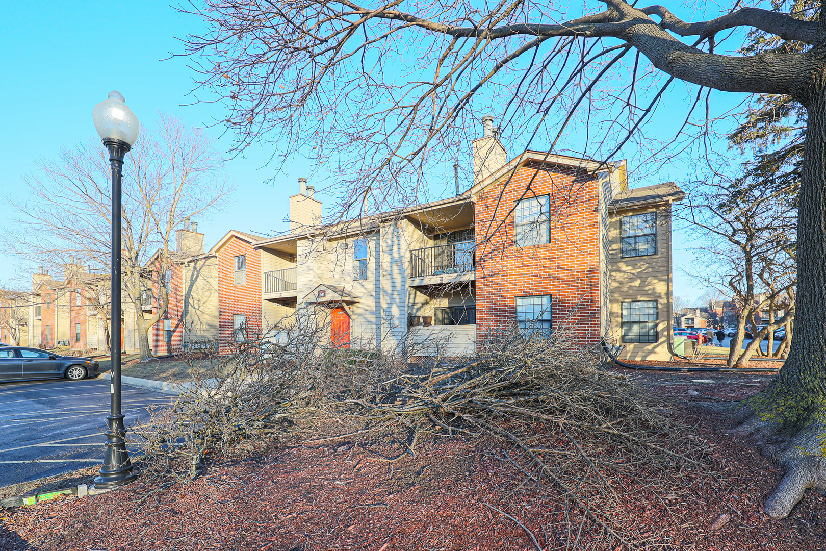 1961 North Hicks Road, Unit 111 Palatine, IL 60074 - Photo 4 of 42