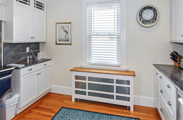 $4,000 | 28 West Narragansett Avenue, Newport, RI 02840