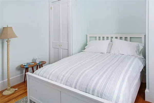 $4,000 | 28 West Narragansett Avenue, Newport, RI 02840