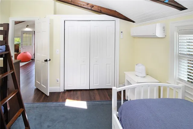 $4,000 | 28 West Narragansett Avenue, Newport, RI 02840