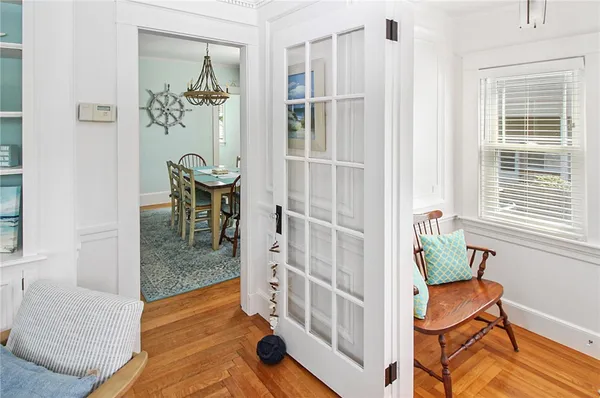 $4,000 | 28 West Narragansett Avenue, Newport, RI 02840