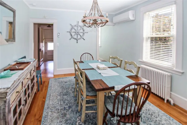 $4,000 | 28 West Narragansett Avenue, Newport, RI 02840