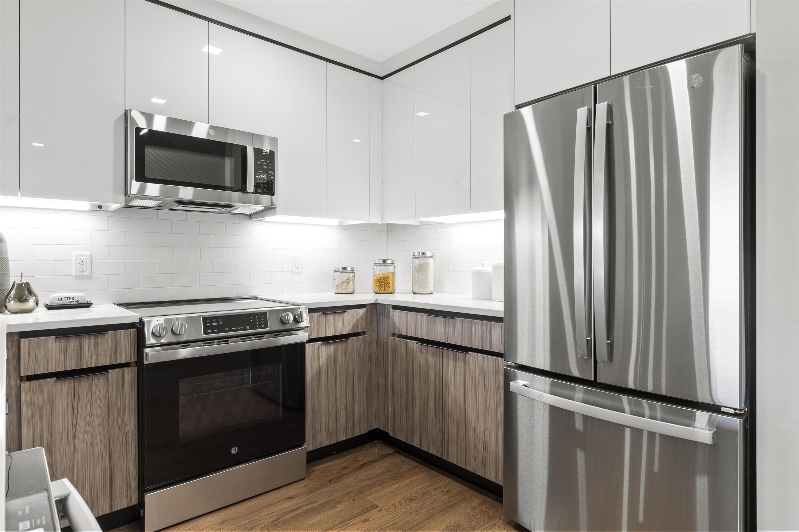 60-64 68th Street, Unit 507 Guttenberg, NJ 07093 - Photo 5 of 46