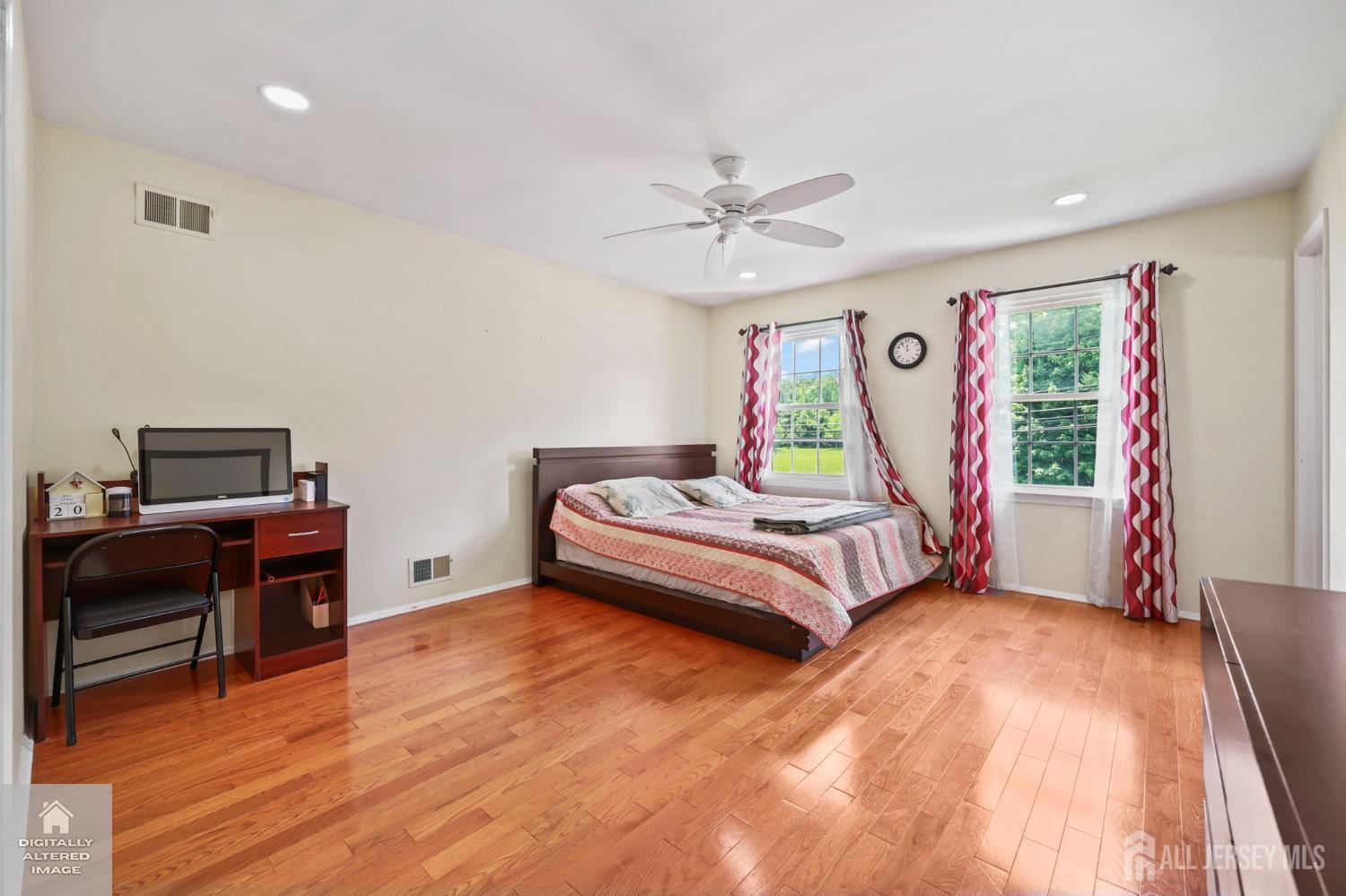 78 Henderson Road Kendall Park, NJ 08824 - Photo 20 of 40