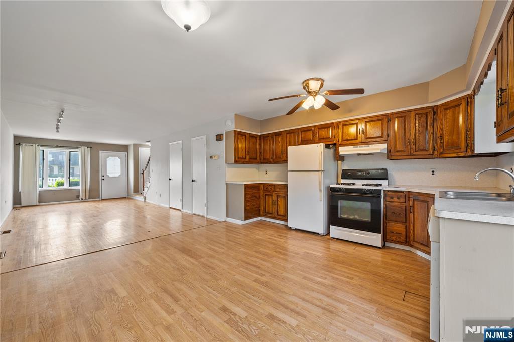 24 River Road, Unit E535 Clifton, NJ 07014 - Photo 15 of 29 Gallery Image 15