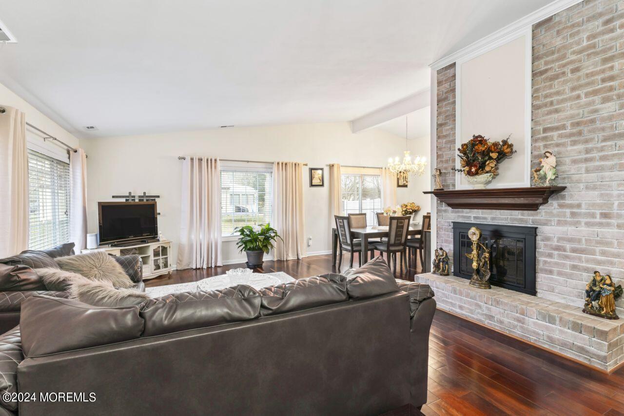 715 Elton Adelphia Road Freehold, NJ 07728 - Photo 5 of 43 HOM04324