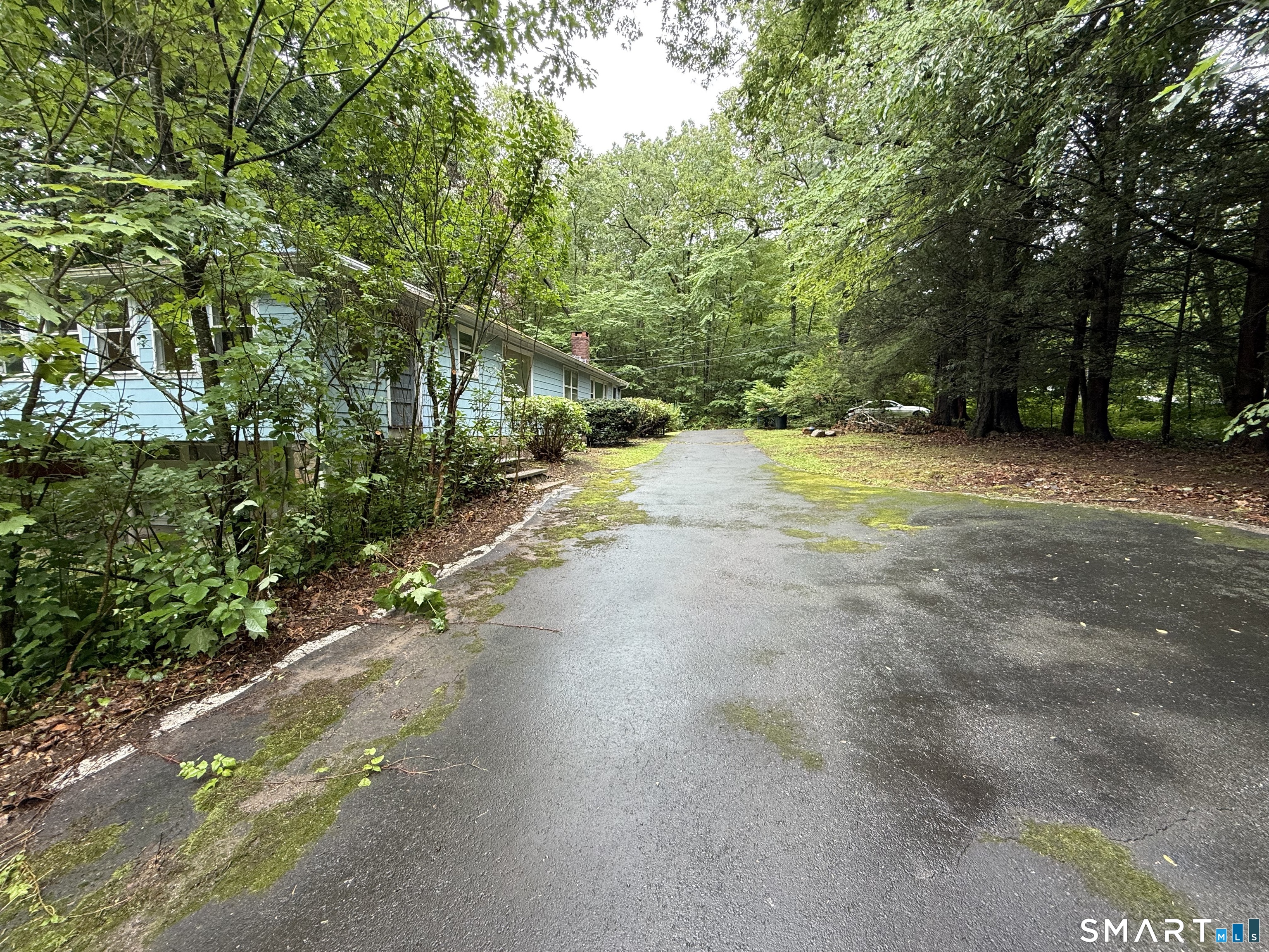 94 Moosup Trail Monroe, CT 06468 - Photo 4 of 37
