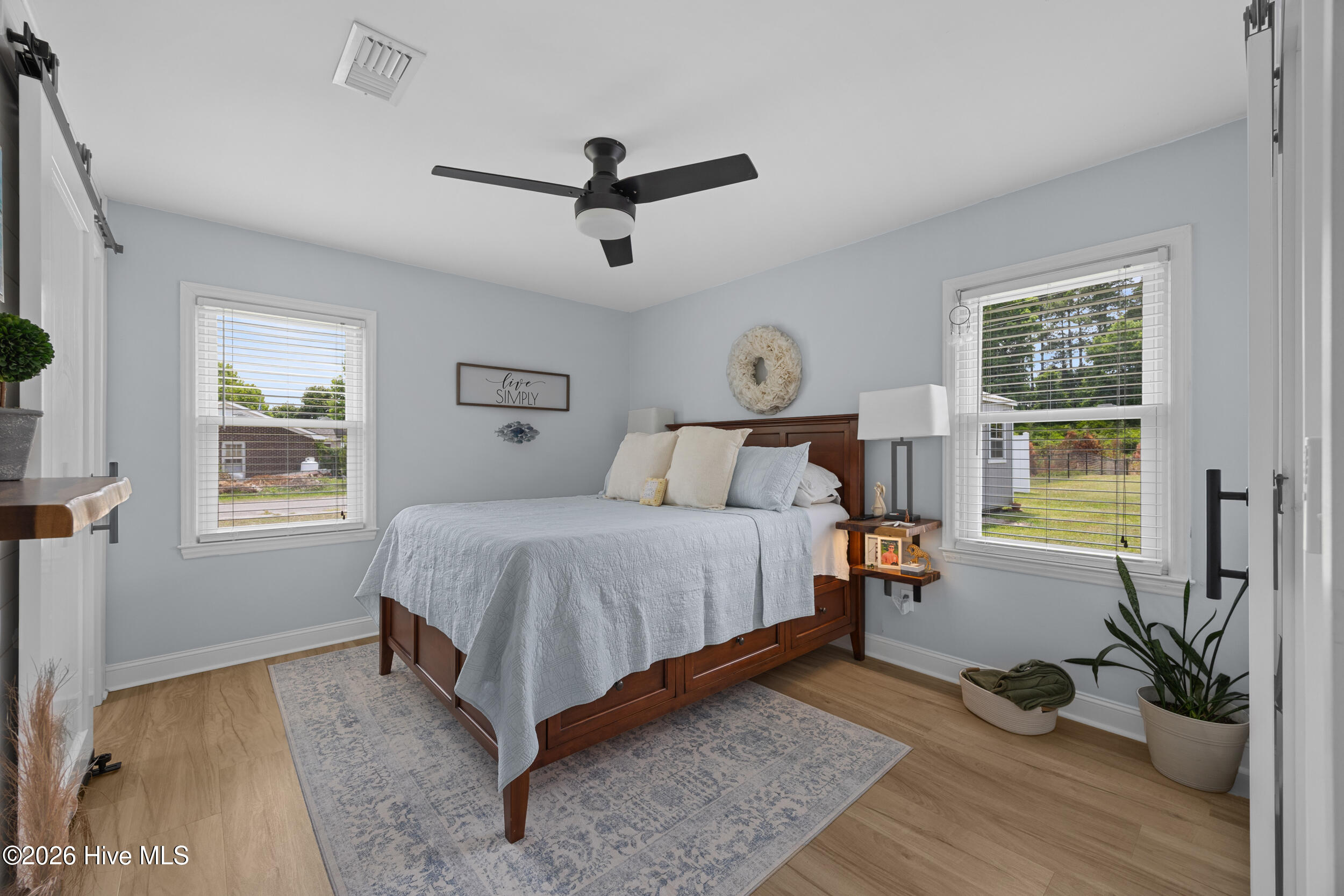 901 Spring Valley Road Wilmington, NC 28405 - Photo 10 of 30 Gallery Image 10