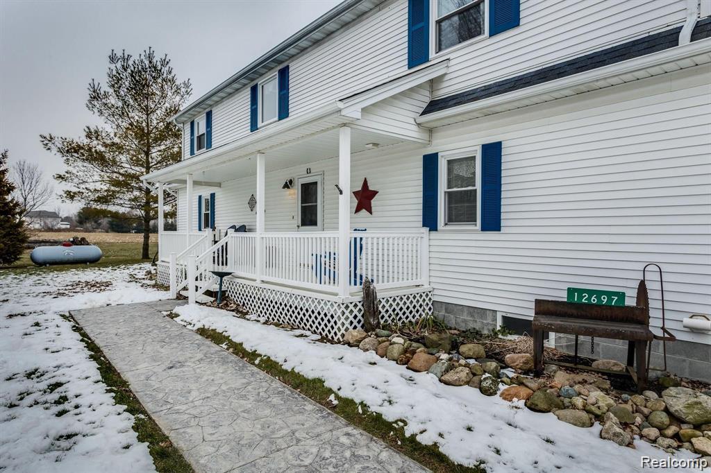 12697 Speaker Road Yale, MI 48097 - Photo 5 of 62