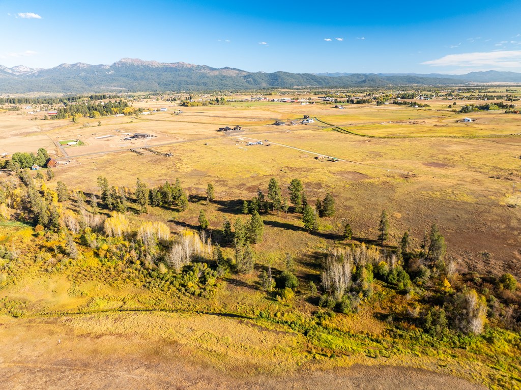 38 Wood Run Trail, Unit 8 McCall, ID 83638 - Photo 7 of 9