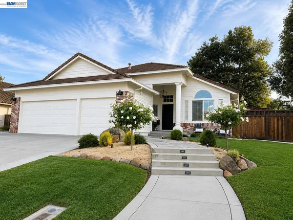 $1,425,000 | 425 Beverly Street, Livermore, CA 94550