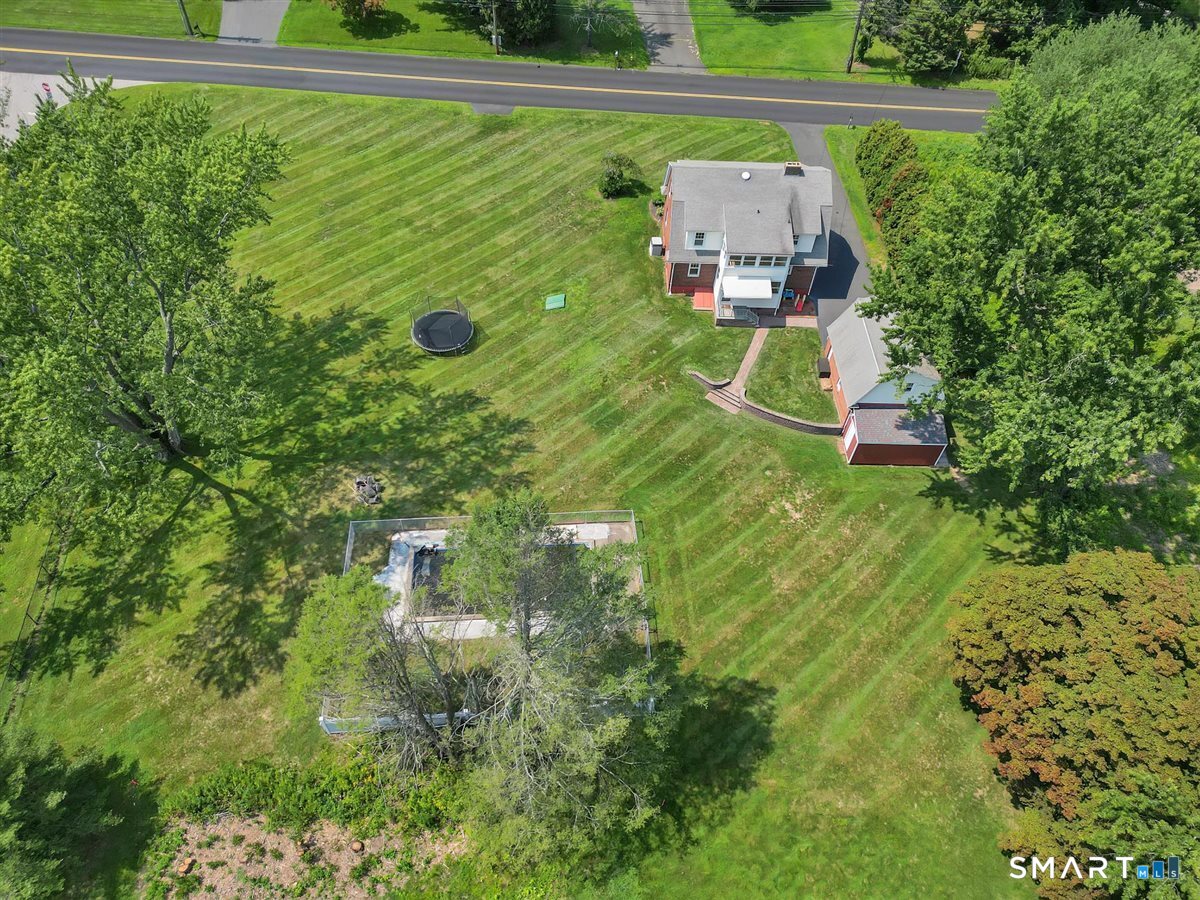 880 North Farms Road Wallingford, CT 06492 - Photo 4 of 34 Gallery Image 4