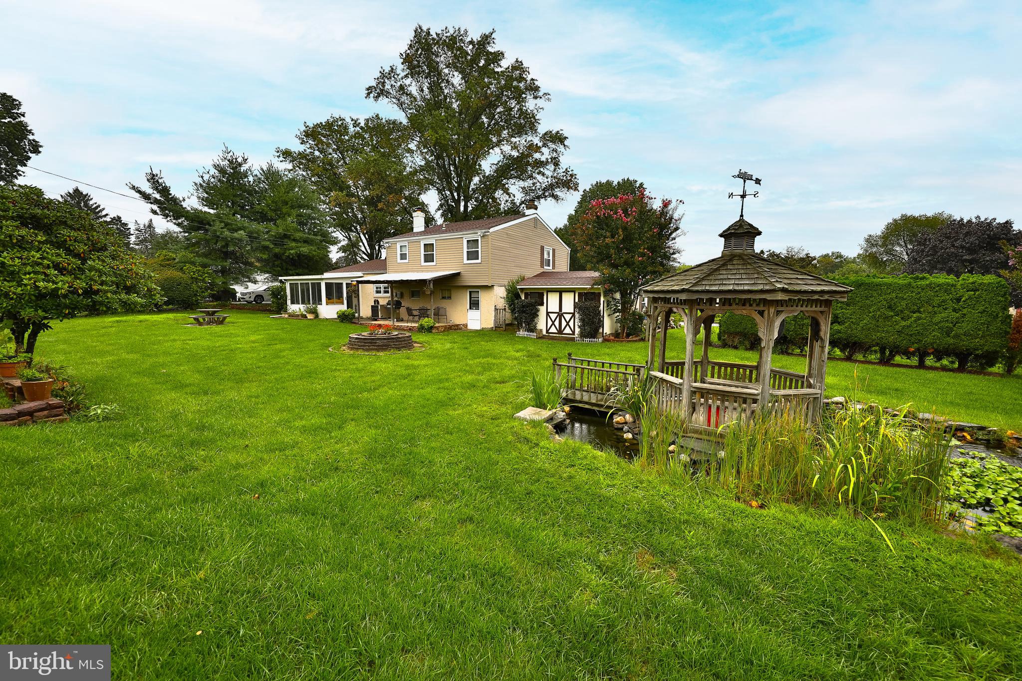 380 Emerson Road Huntingdon Valley, PA 19006 - Photo 3 of 32 Gallery Image 3