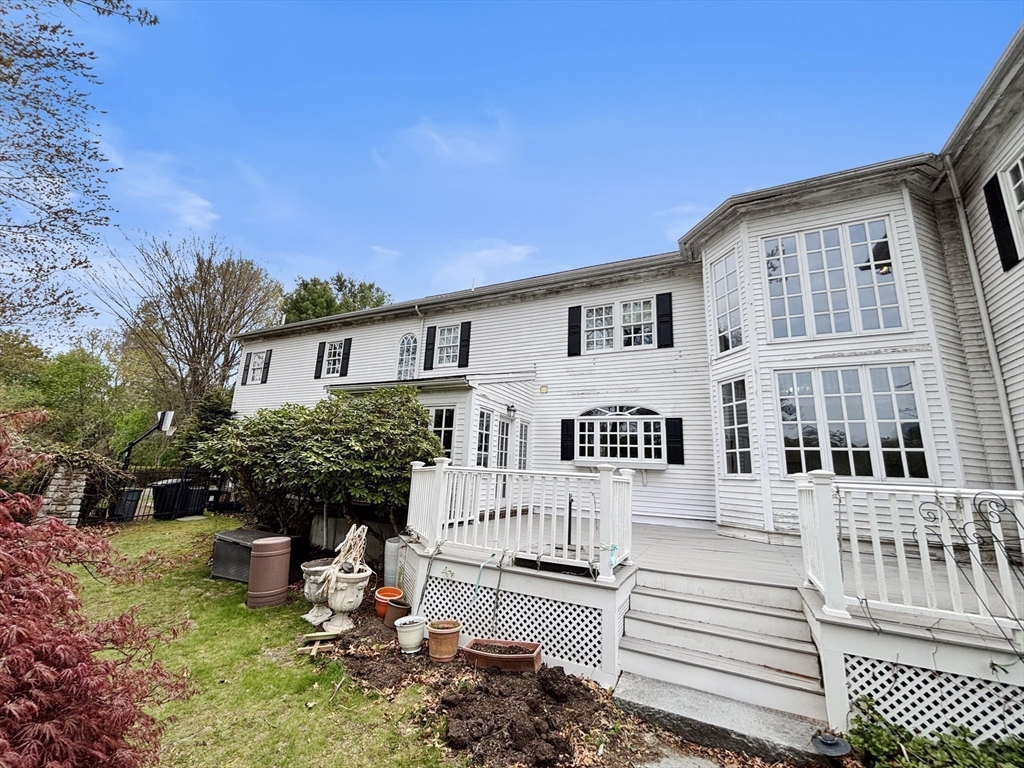 32 Solomon Pierce Road Lexington, MA 02420 - Photo 29 of 35