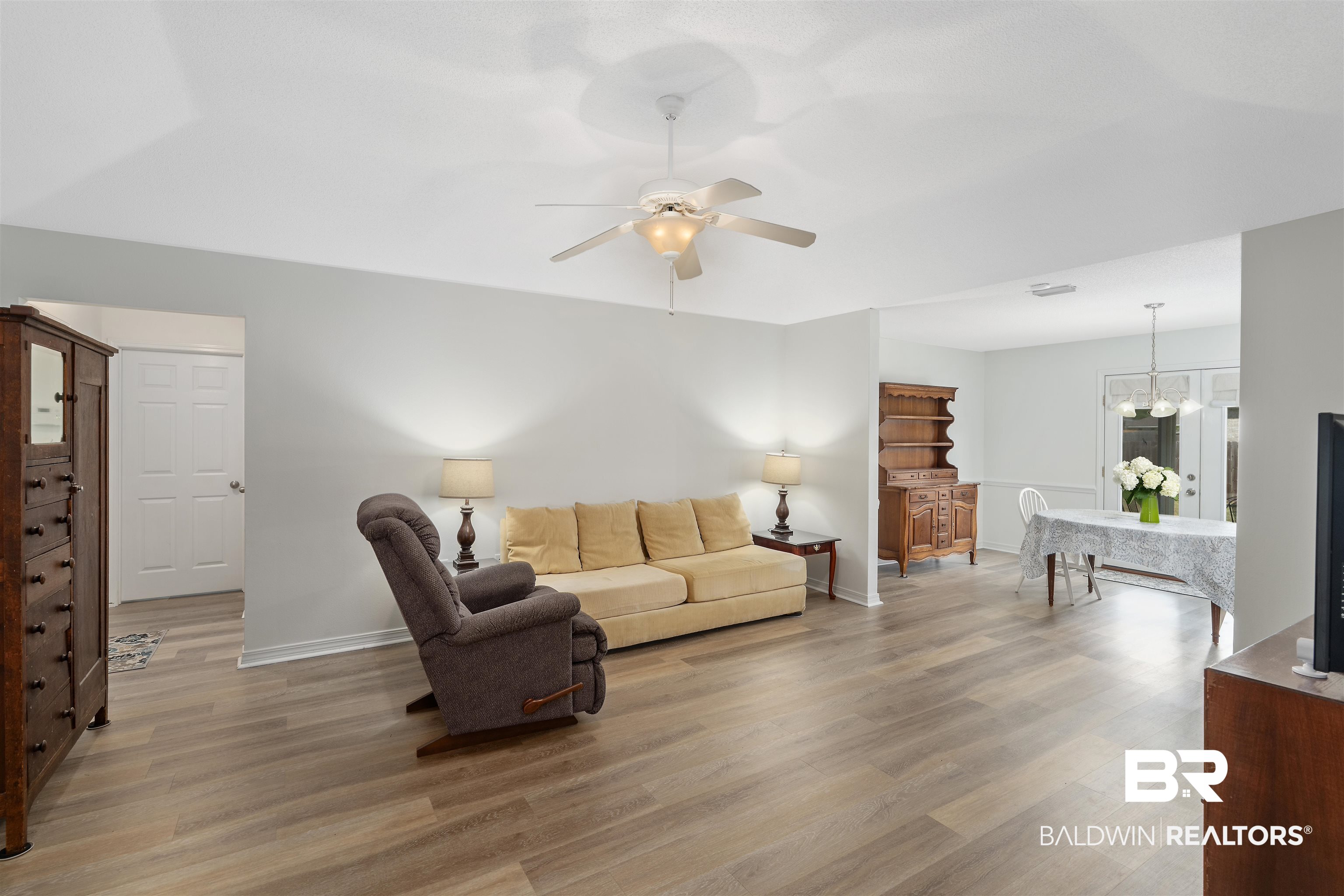 21688 Shadowbrook Street Robertsdale, AL 36567 - Photo 4 of 23