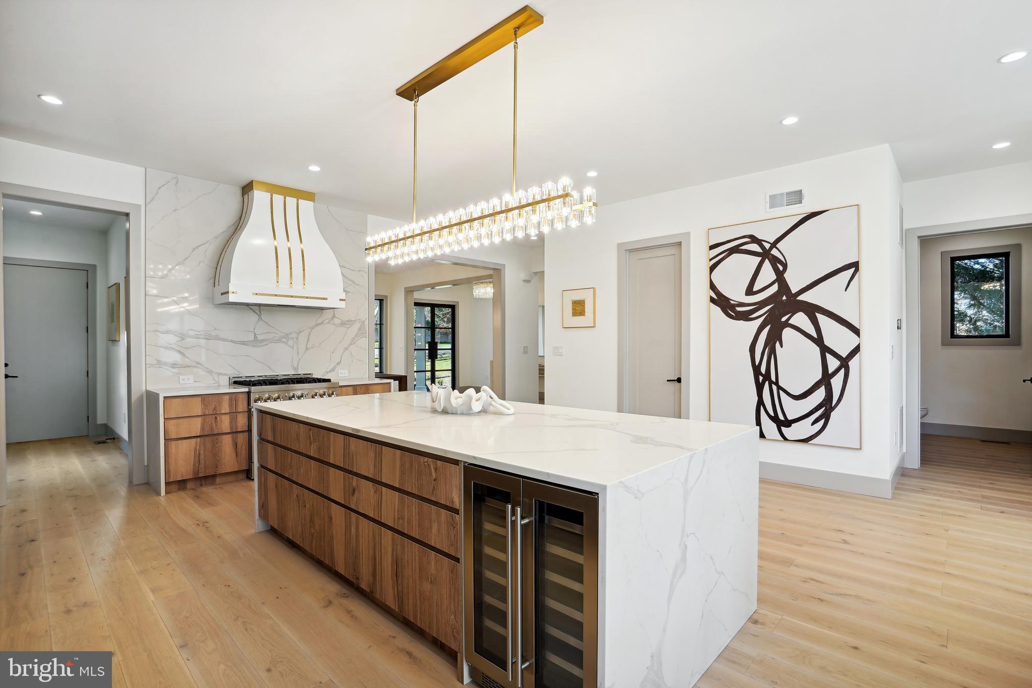 1807 Franklin Avenue McLean, VA 22101 - Photo 11 of 57 Beautiful natural wood elements