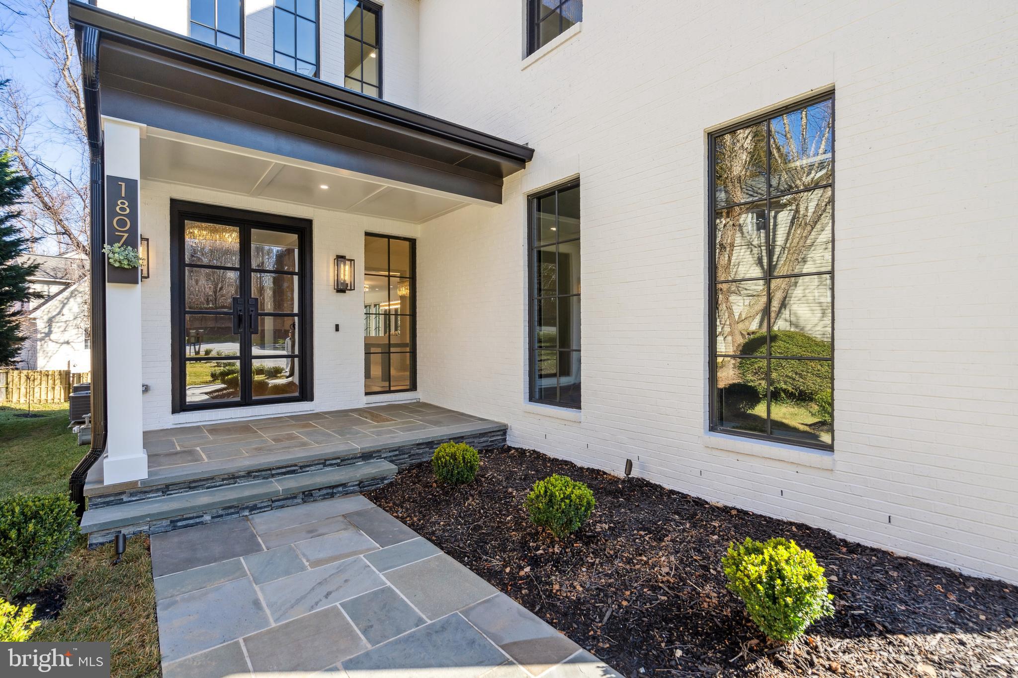 1807 Franklin Avenue McLean, VA 22101 - Photo 2 of 57 Front Entry