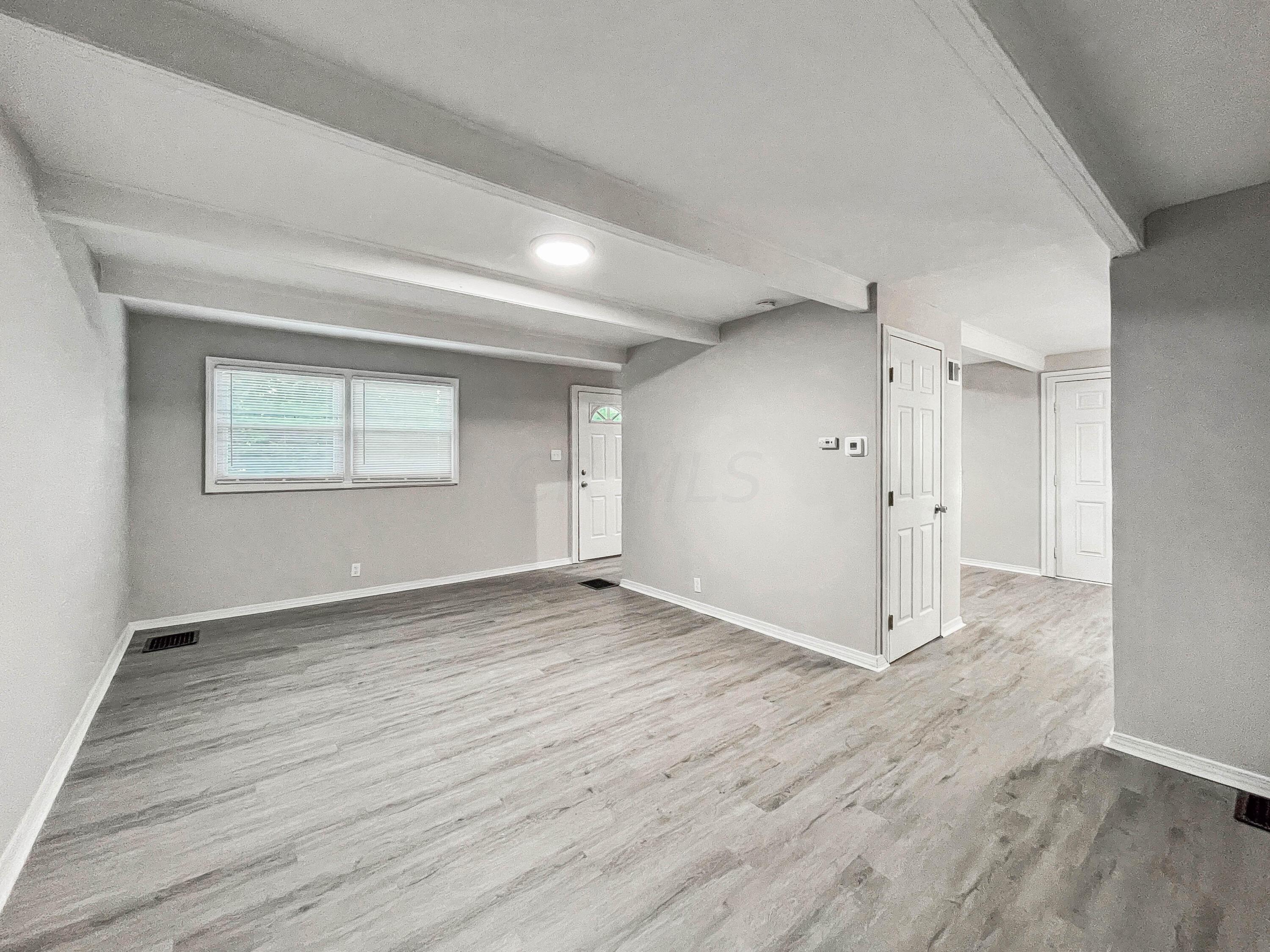2151 Gerbert Road Columbus, OH 43211 - Photo 7 of 19 6A1F69AA-C516-4C12-BA02-A90789430322
